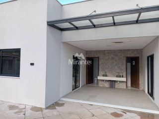 Casa de Condomínio Para Alugar com 2 quartos sendo 2 suítes no bairro Sim Feira De Santana