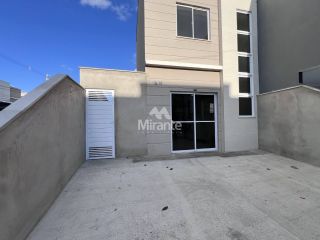 Casa de Condomínio Para Alugar com 2 quartos sendo 1 suíte no bairro Papagaio em Feira De Santana