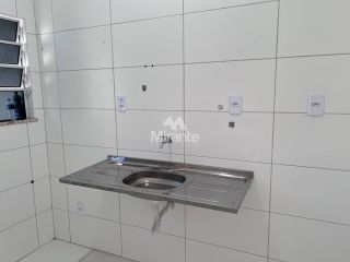 Casa de Condomínio Para Alugar com 2 quartos sendo 1 suíte no bairro Papagaio em Feira De Santana