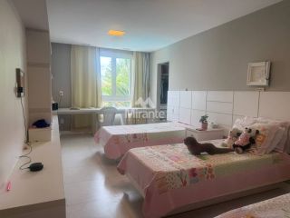 Casa de Condomínio Para Vender com 4 quartos sendo 4 suítes no bairro Sim em Feira De Santana