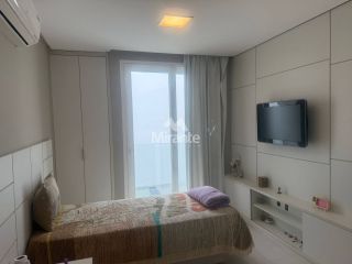 Casa de Condomínio Para Vender com 4 quartos sendo 4 suítes no bairro Sim em Feira De Santana