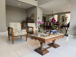 Casa de Condomínio Para Vender com 4 quartos sendo 4 suítes no bairro Sim em Feira De Santana