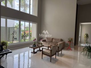 Casa de Condomínio Para Vender com 4 quartos sendo 4 suítes no bairro Sim em Feira De Santana