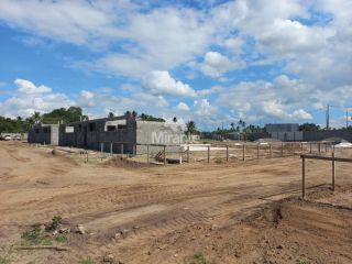 Lote / Terreno de Condomínio Para Vender no bairro Lagoa Salgada em Feira De Santana