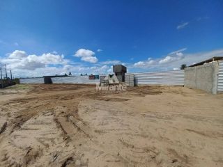 Lote / Terreno de Condomínio Para Vender no bairro Lagoa Salgada em Feira De Santana