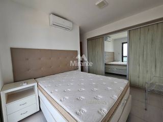 Apartamento Para Alugar com 3 quartos sendo 2 suítes no bairro Santa Mônica em Feira De Santana