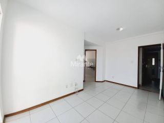 Apartamento Para Alugar com 2 quartos no bairro Brasília em Feira De Santana