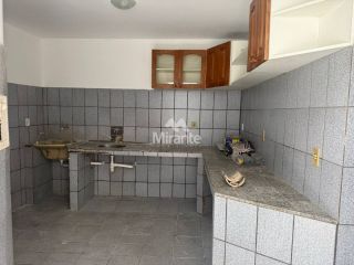 Casa de Condomínio Para Alugar com 3 quartos sendo 1 suítes no bairro Tomba em Feira De Santana