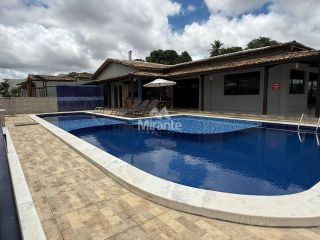 Casa de Condomínio Para Alugar com 3 quartos sendo 1 suítes no bairro Tomba em Feira De Santana