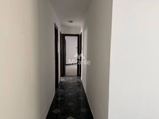 Casa de Condomínio Para Alugar com 3 quartos sendo 1 suítes no bairro Tomba em Feira De Santana