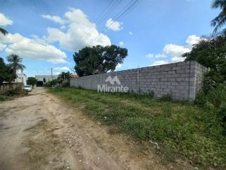 Lote / Terreno de Bairro Para Vender no bairro Lagoa Salgada em Feira De Santana