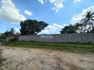 Lote / Terreno de Bairro Para Vender no bairro Lagoa Salgada em Feira De Santana
