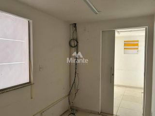 Loja Para Alugar no bairro Capuchinhos em Feira De Santana