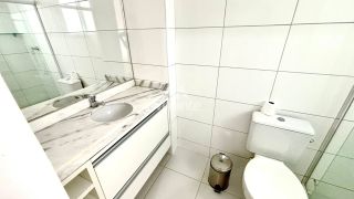 Casa de Condomínio Para Alugar com 3 quartos sendo 3 suítes no bairro Sim em Feira De Santana