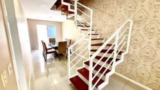 Casa de Condomínio Para Alugar com 3 quartos sendo 3 suítes no bairro Sim em Feira De Santana