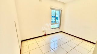 Casa de Condomínio Para Alugar com 4 quartos sendo 1 suíte no bairro Escolha um bairro... em Feira De Santana