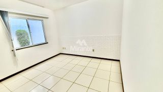 Casa de Condomínio Para Alugar com 4 quartos sendo 1 suíte no bairro Escolha um bairro... em Feira De Santana