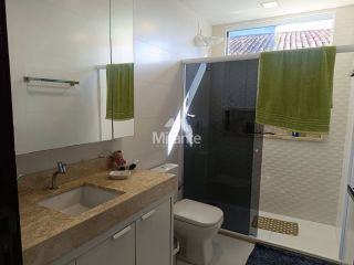 Casa de Condomínio Para Vender com 2 quartos sendo 1 suíte no bairro Santa Mônica em Feira De Santana