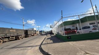 Lote / Terreno Comercial Para Vender no bairro Maria Quitéria em Feira De Santana