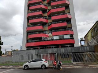 Apartamento Para Vender com 2 quartos sendo 1 suíte no bairro Centro em Feira De Santana