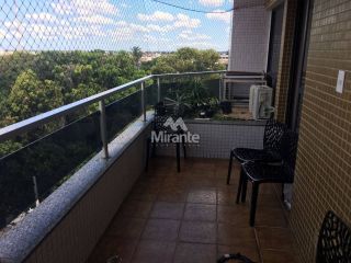 Apartamento Para Vender com 2 quartos sendo 1 suíte no bairro Centro em Feira De Santana