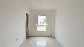 Casa de Condomínio Para Vender com 3 quartos sendo 1 suítes no bairro Registro em Feira De Santana