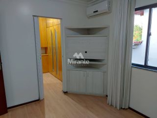 Casa Para Alugar com 3 quartos sendo 3 suítes no bairro Santa Mônica em Feira De Santana