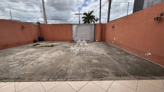 Casa Para Vender com 3 quartos sendo 1 suíte no bairro Sim em Feira De Santana