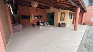 Casa Para Vender com 3 quartos sendo 1 suíte no bairro Sim em Feira De Santana