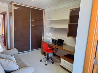 Apartamento Para Vender com 4 quartos sendo 4 suítes no bairro Santa Mônica em Feira De Santana
