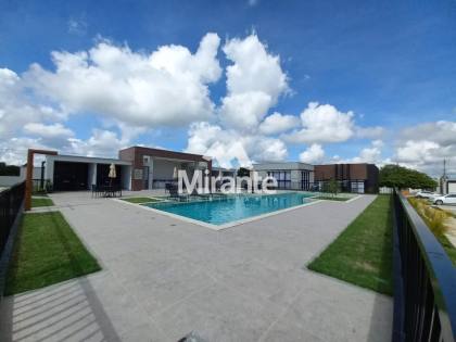 Apartamento Para Alugar com 3 quartos sendo 1 suíte no bairro Santa Mônica em Feira De Santana