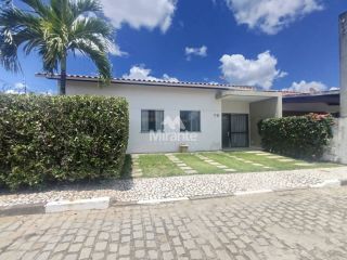 Casa de Condomínio Para Vender com 3 quartos sendo 1 suíte no bairro Sim em Feira De Santana