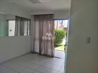 Casa de Condomínio Para Vender com 3 quartos sendo 1 suíte no bairro Sim em Feira De Santana