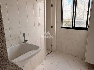 Apartamento Para Alugar com 3 quartos sendo 1 suíte no bairro Caseb em Feira De Santana