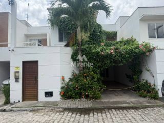 Casa de Condomínio Para Vender com 3 quartos sendo 1 suíte no bairro Sim em Feira De Santana