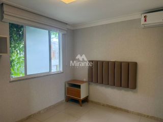 Casa de Condomínio Para Vender com 3 quartos sendo 1 suíte no bairro Sim em Feira De Santana