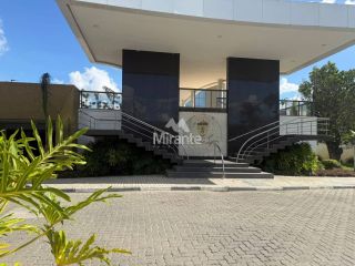 Apartamento Para Vender com 4 quartos sendo 4 suítes no bairro Santa Mônica em Feira De Santana