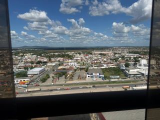 Apartamento Para Vender com 4 quartos sendo 4 suítes no bairro Santa Mônica em Feira De Santana