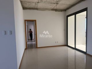 Apartamento Para Vender com 4 quartos sendo 4 suítes no bairro Santa Mônica em Feira De Santana