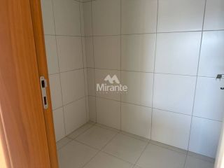 Apartamento Para Vender com 4 quartos sendo 4 suítes no bairro Santa Mônica em Feira De Santana