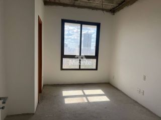 Apartamento Para Vender com 4 quartos sendo 4 suítes no bairro Santa Mônica em Feira De Santana