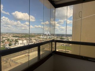 Apartamento Para Vender com 4 quartos sendo 4 suítes no bairro Santa Mônica em Feira De Santana