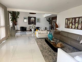 Apartamento Para Vender com 4 quartos sendo 4 suítes no bairro Santa Mônica em Feira De Santana