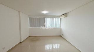 Sala Comercial Para Alugar no Multiplace no bairro São João em Feira De Santana