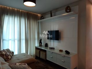 Apartamento Para Alugar com 3 quartos sendo 1 suíte no bairro Santa Mônica em Feira De Santana