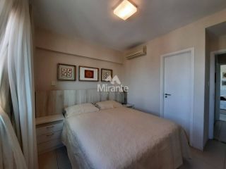 Apartamento Para Alugar com 3 quartos sendo 1 suíte no bairro Santa Mônica em Feira De Santana