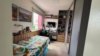 Casa de Condomínio Para Vender com 3 quartos sendo 3 suítes no bairro Sim em Feira De Santana