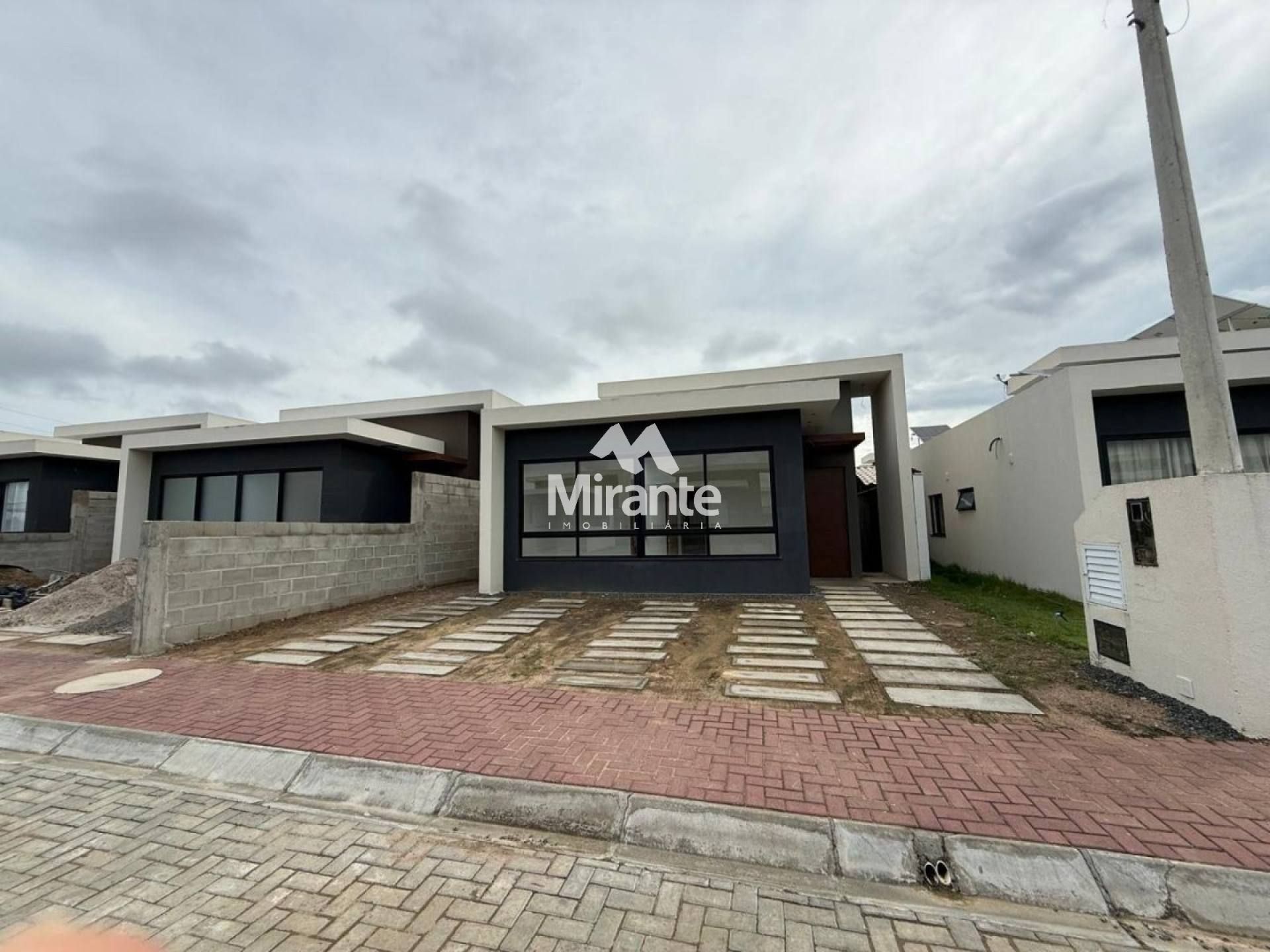 Casa de Condomínio Para Vender com 3 quartos sendo 1 suítes no bairro Registro em Feira De Santana