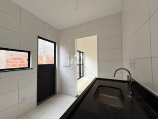 Casa de Condomínio Para Vender com 3 quartos sendo 1 suítes no bairro Registro em Feira De Santana