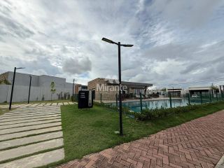 Casa de Condomínio Para Vender com 3 quartos sendo 1 suítes no bairro Registro em Feira De Santana